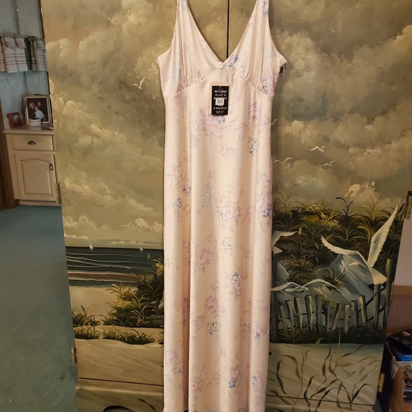 DRESS - Picture 6 of 6